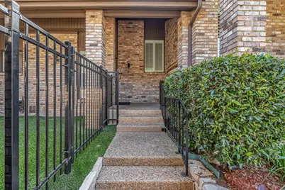 2129 Fountain Square Drive, Fort Worth, TX 76107 - Photo 20