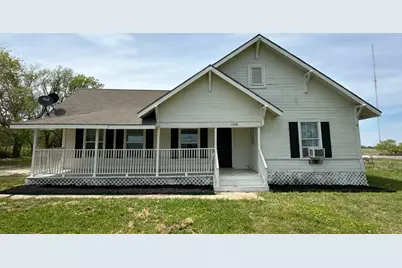 1338 S State Highway 121, Bonham, TX 75418 - Photo 1