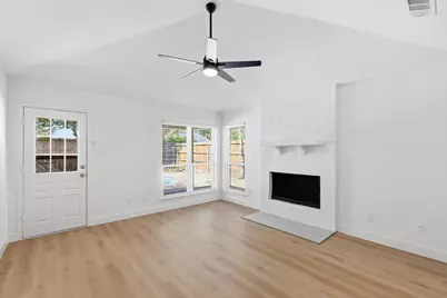 1140 W Hills Terrace, Saginaw, TX 76179 - Photo 4