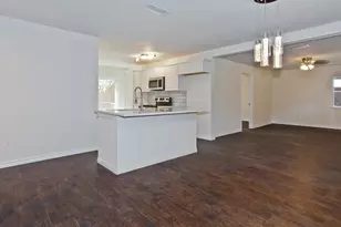 913 Cove Trail, Little Elm, TX 75068 - Photo 6