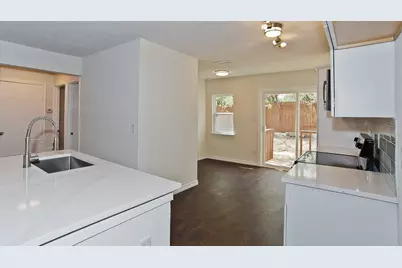 913 Cove Trail, Little Elm, TX 75068 - Photo 16