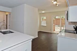 913 Cove Trail, Little Elm, TX 75068 - Photo 16