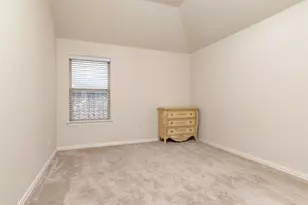 955 Champions Way, Roanoke, TX 76262 - Photo 36