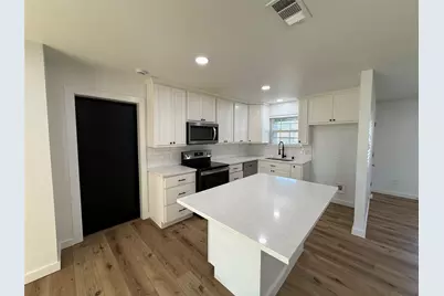 618 Pleasant Valley Road, Garland, TX 75040 - Photo 10