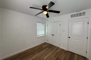 618 Pleasant Valley Rd, Garland, TX 75040 - Photo 16