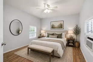 127 E Walker St, Denison, TX 75021 - Photo 4