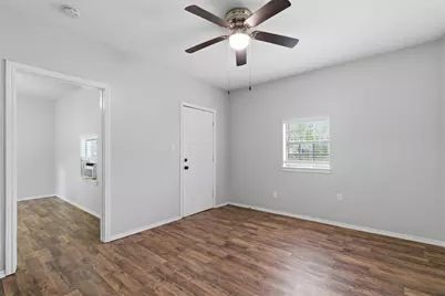 127 E Walker Street, Denison, TX 75021 - Photo 16