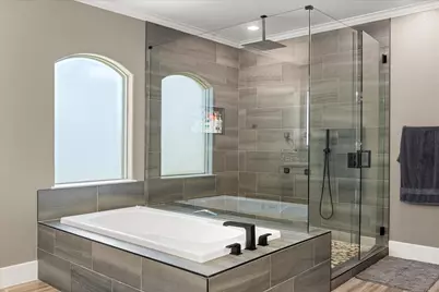 1203 Huntington Cove Court, Granbury, TX 76048 - Photo 16