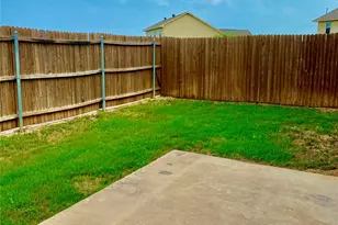 906 Dart Ct, Granbury, TX 76049 - Photo 16