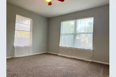 801 N Douglas Avenue, Cleburne, TX 76033 - Photo 16