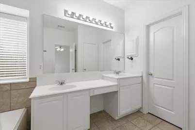 3617 Queenswood Court, Fort Worth, TX 76244 - Photo 22