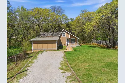 105 Lazy Ike Lane, Pottsboro, TX 75076 - Photo 1