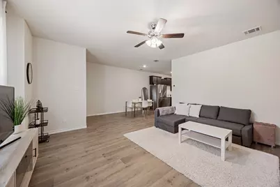 2016 Saddle Way, Mesquite, TX 75149 - Photo 4