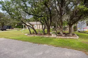 807 Rock Harbor Dr, Granbury, TX 76048 - Photo 34