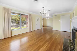 2000 Standifer St, Fort Worth, TX 76164 - Photo 14