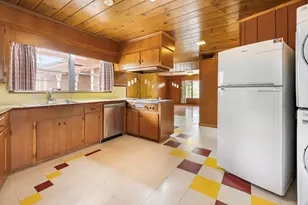 2000 Standifer St, Fort Worth, TX 76164 - Photo 10