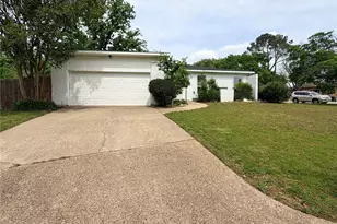 1827 Rhinevalley Dr, Arlington, TX 76012 - Photo 26