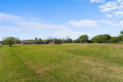 2018 Haymarket Road, Dallas, TX 75253 - Photo 4