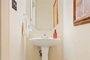 6717 Cold Water Dr, Waco, TX 76712 - Photo 22