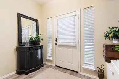 6717 Cold Water Drive, Waco, TX 76712 - Photo 4