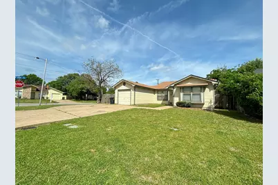 1501 Gentle Wind Drive, Arlington, TX 76018 - Photo 2