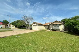 1501 Gentle Wind Dr, Arlington, TX 76018 - Photo 2