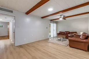 401 Daisy Dr, Allen, TX 75013 - Photo 6