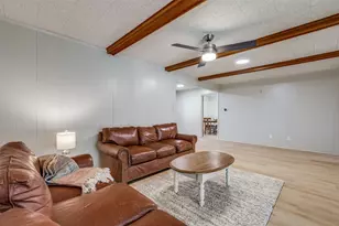 401 Daisy Dr, Allen, TX 75013 - Photo 8