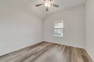 412 Town N Dr, Terrell, TX 75160 - Photo 12