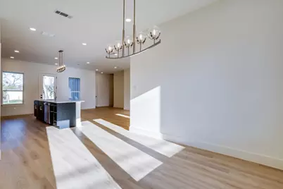 2634 Bainbridge Drive, Dallas, TX 75237 - Photo 14