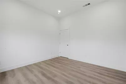 2634 Bainbridge Drive, Dallas, TX 75237 - Photo 22
