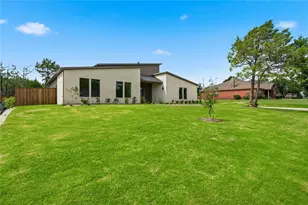 2634 Bainbridge Dr, Dallas, TX 75237 - Photo 34
