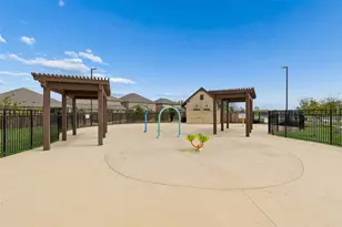 1512 Gentle Crk Ln, Fort Worth, TX 76052 - Photo 40