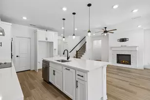 1512 Gentle Crk Ln, Fort Worth, TX 76052 - Photo 8