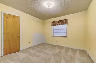 3633 Billie Faye Dr, North Richland Hills, TX 76180 - Photo 10