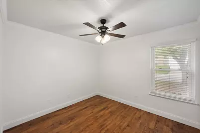 635 S Waxahachie Street, Mansfield, TX 76063 - Photo 24