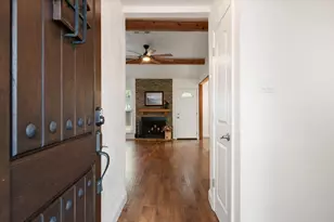 635 S Waxahachie St, Mansfield, TX 76063 - Photo 2