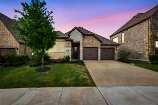 936 Lake Meadow Ln, Little Elm, TX 75068 - Photo 2