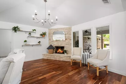 2103 Lake Country Drive, Arlington, TX 76012 - Photo 8