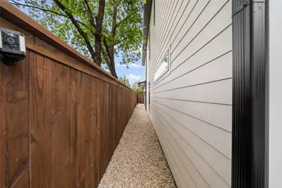 5227 Lindsley Avenue, Dallas, TX 75223 - Photo 20
