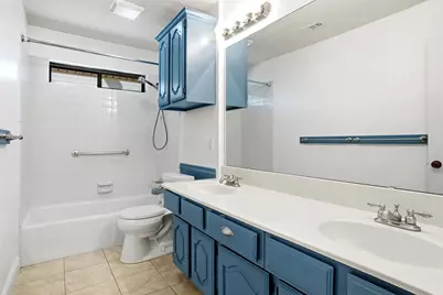 2620 Surrey Woods Road, Flower Mound, TX 75028 - Photo 16