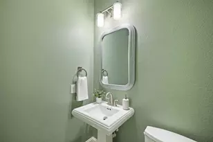 738 E Main St, Coppell, TX 75019 - Photo 12