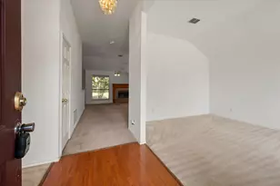 1 Boltes Ct, Mansfield, TX 76063 - Photo 8