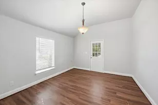 807 Wyatt St, Waxahachie, TX 75165 - Photo 6