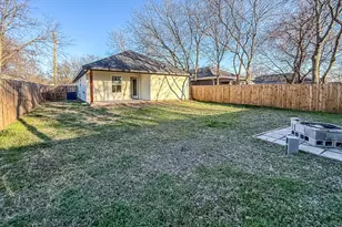815 Ritchey St, Gainesville, TX 76240 - Photo 18