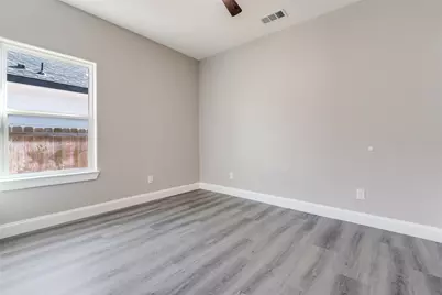 3402 Spring Avenue, Dallas, TX 75215 - Photo 12