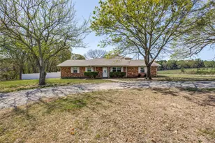 54 Doty Ln, Denison, TX 75021 - Photo 2