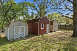 317 Glenhaven Dr, Azle, TX 76020 - Photo 32