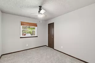 317 Glenhaven Dr, Azle, TX 76020 - Photo 16