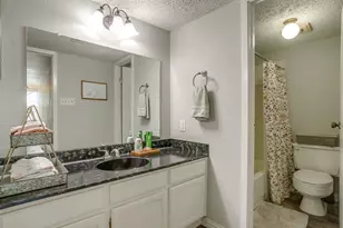 1221 Columbine Dr, Garland, TX 75043 - Photo 24